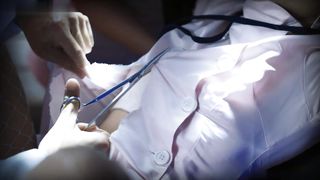 【69堂午夜视频】夜勤病栋EP2捆绑调教母狗