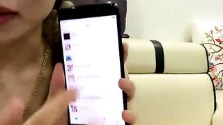 【69堂午夜视频】下海给宝宝赚奶粉钱，鲜奶多多，风趣挑逗哥哥们，不怕你营养不良，天天挤奶给网友们舔屏！