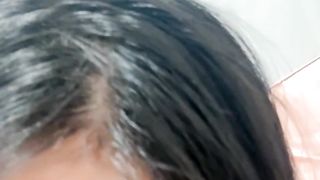 【69堂午夜视频】墨镜新人妹妹激情大秀，身材不错奶子诱人，逼里塞着跳蛋自慰呻吟，淫声荡语互动撩骚，撅着屁股求草刺激