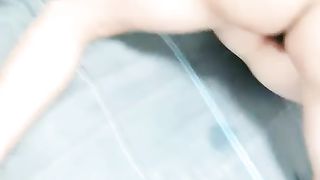 【69堂午夜视频】双飞两个身材极品的嫩妹子