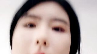 大吊哥继续双飞两个极品少妇，丝袜高跟全程露脸口交大鸡巴吸蛋蛋，无套连草两女，多体位疯狂输出，直接内射