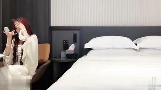 【69堂午夜视频】当天头一单，超近镜头展现被抽插流出白浆直到流到屁股