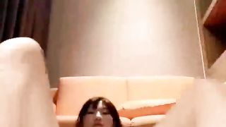 【69堂午夜视频】颜值很高的宝贝跟小哥激情啪啪直播全程露脸，特写展示骚穴口交大鸡巴激情上位，让小哥压在身下爆草高潮不断2584