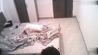 【69堂午夜视频】饥渴少妇刚下班就迫不及待约见情夫