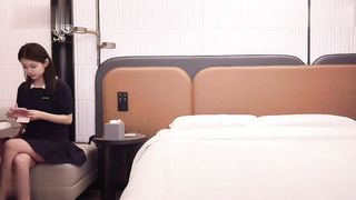 【69堂午夜视频】给她上一课，刚来的时候满脸笑容，后面全是各种痛苦表情