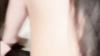 【69堂午夜视频】乱伦大神和偷操半年的大舅家女儿在KTV激情开操年纪小就是听话叫声也是没谁了骨子里的贱货