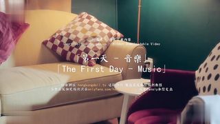 【69堂午夜视频】推特网红白虎女神玩偶姐姐玩偶短篇集第一天旗袍诱惑