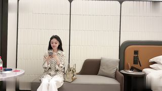 【69堂午夜视频】不配合姿势，过程中一直在催我快点射出来，搞到一半给她赶走了