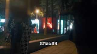 【69堂午夜视频】用性感身体作为圣诞礼物交侍奉