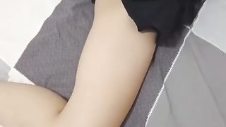 【69堂午夜视频】无套内射性感的表姐表姐的动作越来越大胆最终弟弟在无套的状态下内射