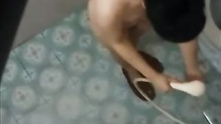 气窗TP美眉洗香香