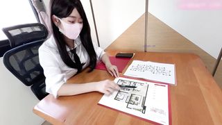 【69堂午夜视频】房产女销售为了订金只好献逼给老板