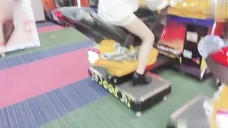 【69堂午夜视频】户外游戏失败者将付出身体