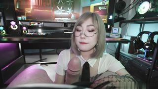 【69堂午夜视频】不要打游戏了跟我一起玩吧打游戏时遇到AI少女口交取精