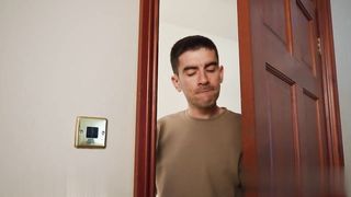 【69堂午夜视频】柚子断电偷情夜大屌的诱惑颜射护肤
